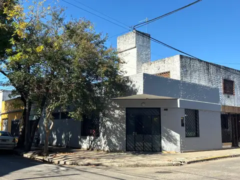 Salguero al 1800