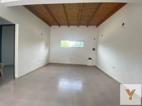 PH en venta - 2 Dormitorios 1 Baño - Patio - Cochera - 70mts2 - City Bell, La Plata