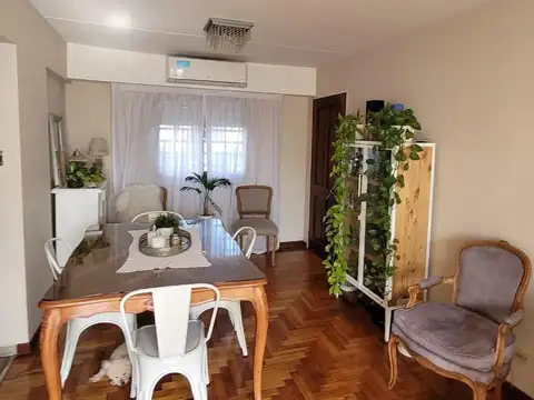 Albariño 3000, Piso 1