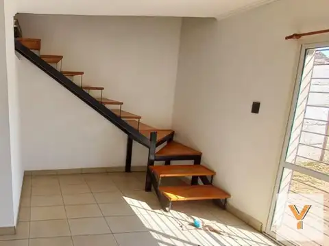 Depto Tipo Casa en Venta 1 año