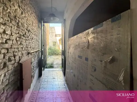 Terreno en Venta en Parque Chacabuco, USD 250.000