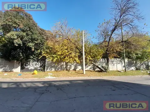 Terreno en Venta 84  mts Frente