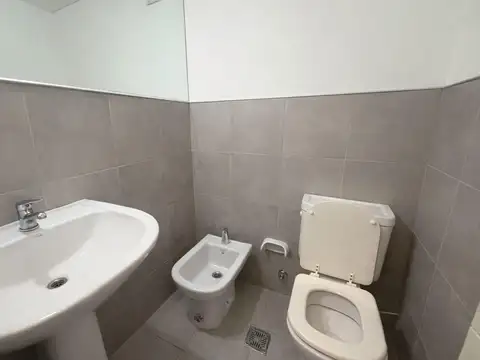 Oficina en venta Av. Belgrano, Mirador del Tineo
