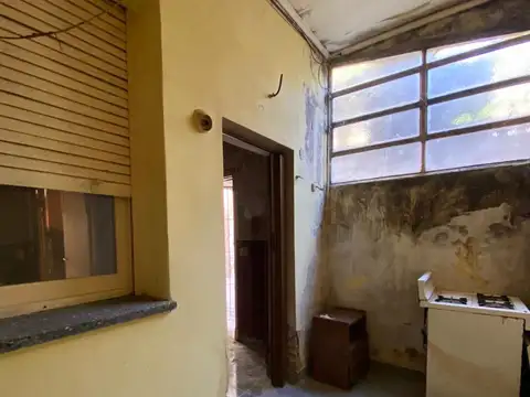 Depto Tipo Casa 5 ambientes con 2 baños