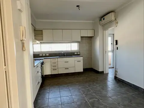 Departamento 5 ambientes con 3 baños