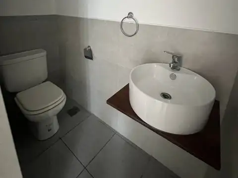 Depto Tipo Casa en Venta de 3 ambientes