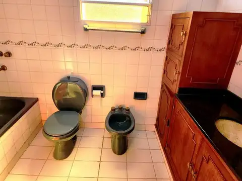 Hermosa casa en ubicación privilegiada. Muy buen contexto.