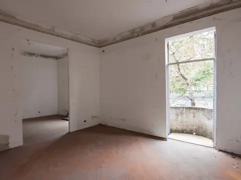 Coronel Salvadores 1600, Piso 1