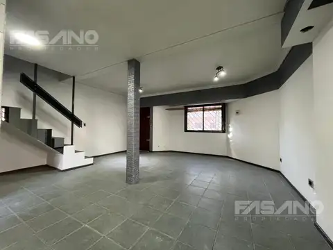Depto Tipo Casa en Venta de 4 ambientes