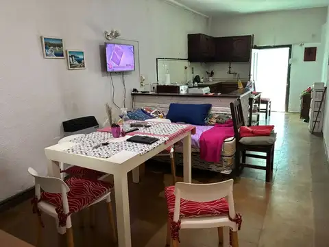 Depto Tipo Casa 4 ambientes con 1 baño