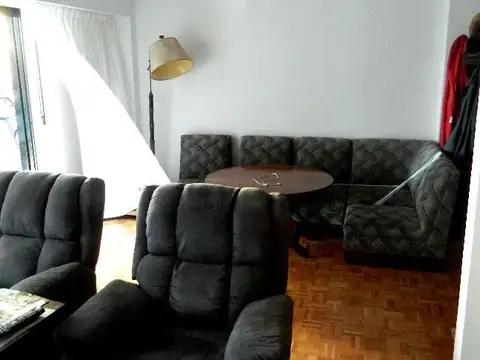 Departamento 4 ambientes con 2 baños