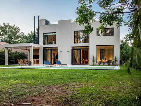 Autopista Acceso Oeste 100