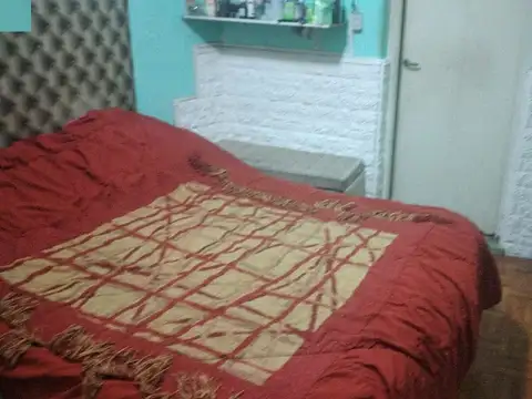 Depto Tipo Casa 2 ambientes con 1 baño