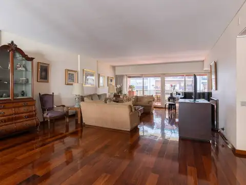 Av. Quintana y Ayacucho