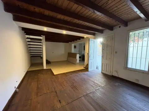 Alquiler Depto Pasillo 2 dormitorios 2 baños Parrillero Patio