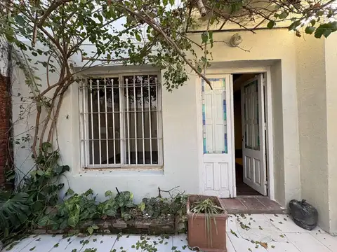 Depto Tipo Casa en Alquiler de 5 ambientes