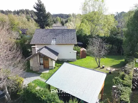 VENTA CASA 79m2 .  3 AMB. B° EL ONCE, VILLA LA ANGOSTURA