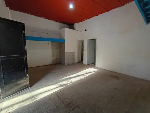 Local en Alquiler 50 años