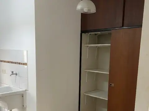 Miralla 500, Piso pb