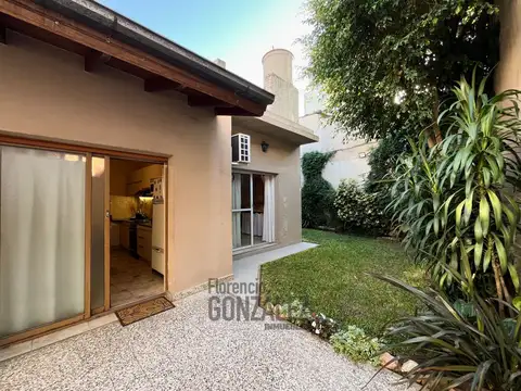 VENTA CASA MATADEROS 4 AMB COCHERA JARDIN PARRILLA