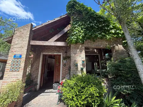IMPECABLE CASA EN VENTA- AMOBLADA- EN MORENO -ZONA DE QUINTAS-APTO CREDITO.