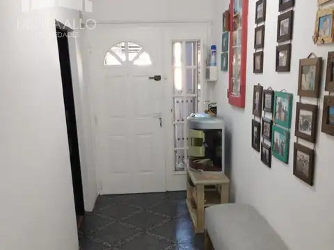 VENTA CASA CINCO AMBIENTES ITUZAINGO UDAONDO