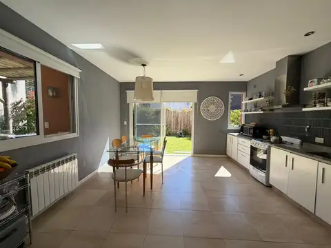 Casa en Venta en California Village, USD 180.000