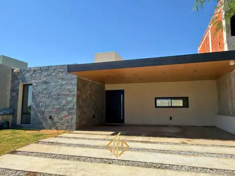 Casa en venta- Docta con escritura!