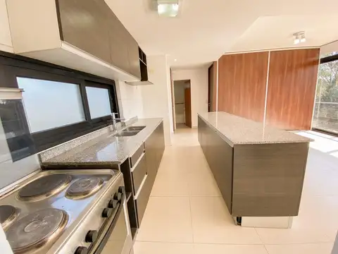 Departamento en Alquiler en Canning, $ 700.000