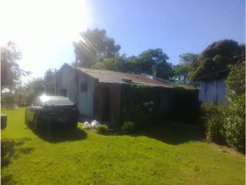 CASA QUINTA A 14 Km DE GUALEGUAY