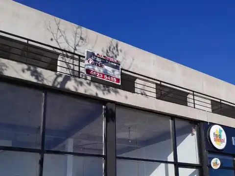 Locales a Estrenar, sobre Colectora