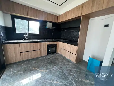 Casa 4 ambientes con 3 baños