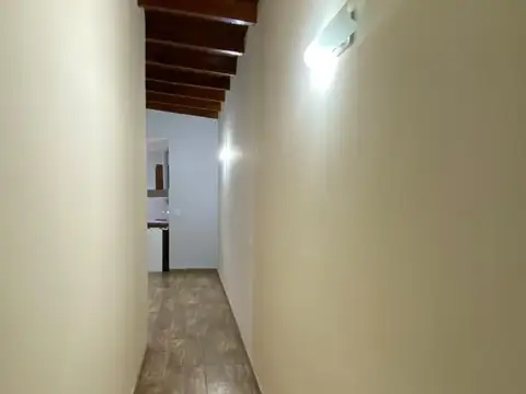 Av. Hipolito Yrigoyen 1800, Piso 1