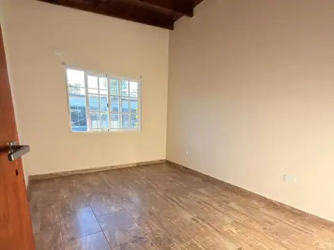Av. Hipolito Yrigoyen 1800, Piso 1