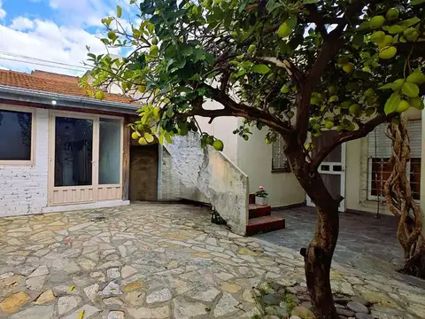 Casa Venta 3/4 amb Caseros Quincho/Garage Terraza
