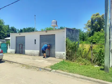 venta  2 LOCALES .TERRENO 430M2