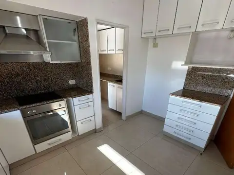Departamento en Alquiler de 5 ambientes