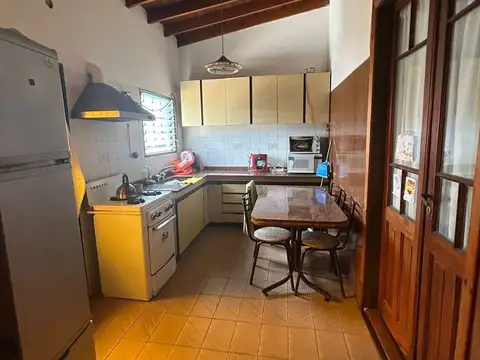 CASA VENTA 375 mts.  DOCK SUD Multifamiliar