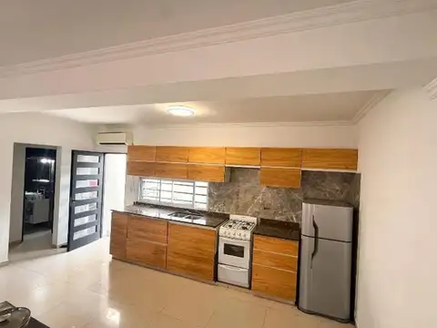 VENTA DE PH 3 AMBIENTES CON 2 PATIOS