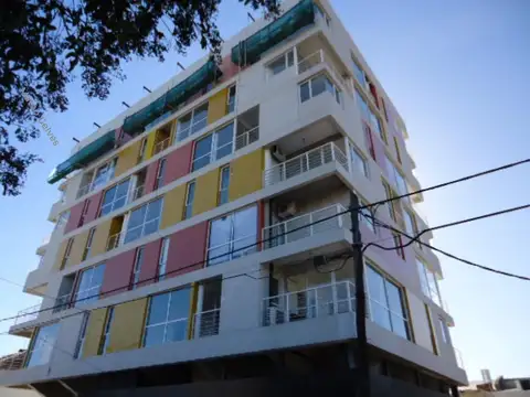 Departamento en Alquiler con 1 cochera
