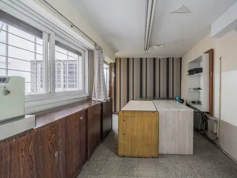 Local en Venta 54 años