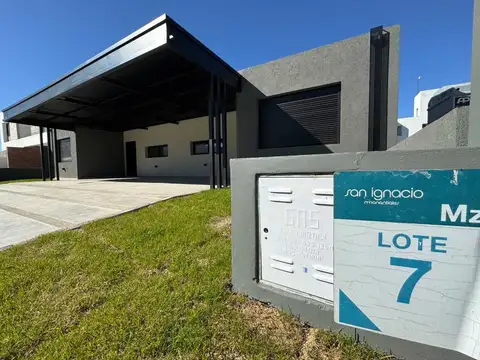 san Ignacio Village 100