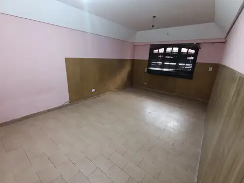 Galpon en Alquiler en Lomas del Mirador, $ 1.500.000