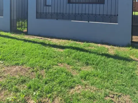 Casa en Venta en Puerto Gral San Martin, USD 63.000