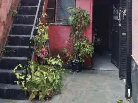 PH 5 ambientes con patio. A Reciclar