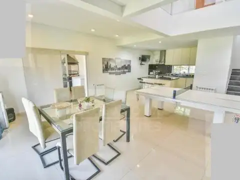 Casa en Venta en Los Troncos, USD 540.000