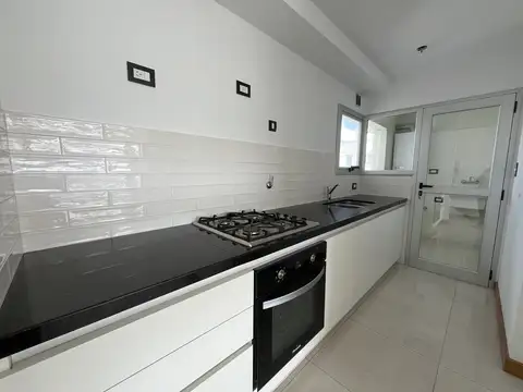 Departamento de 1 dormitorio en alquiler en La Plata sobre Calle 47 [Cod: 9]