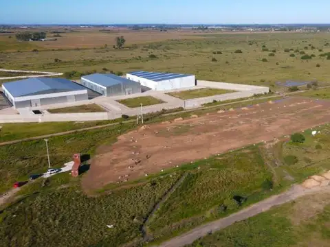 Nave Logística 1.039 m² | Autopista Ros-BsAs