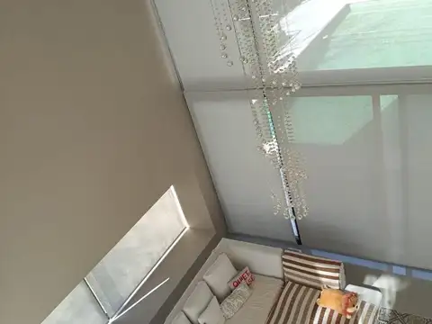 Venta Casa en Abril, Club de Campo