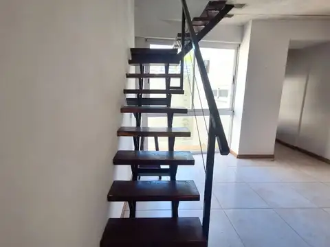 Depto Tipo Casa en Venta en Villa Crespo, USD 112.000